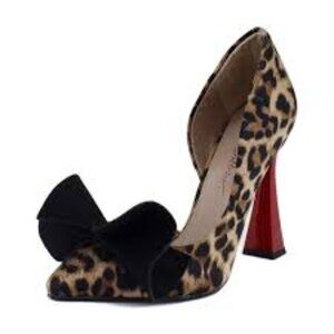 Betsey Johnson Womens Nobble Leopard Floral 6M